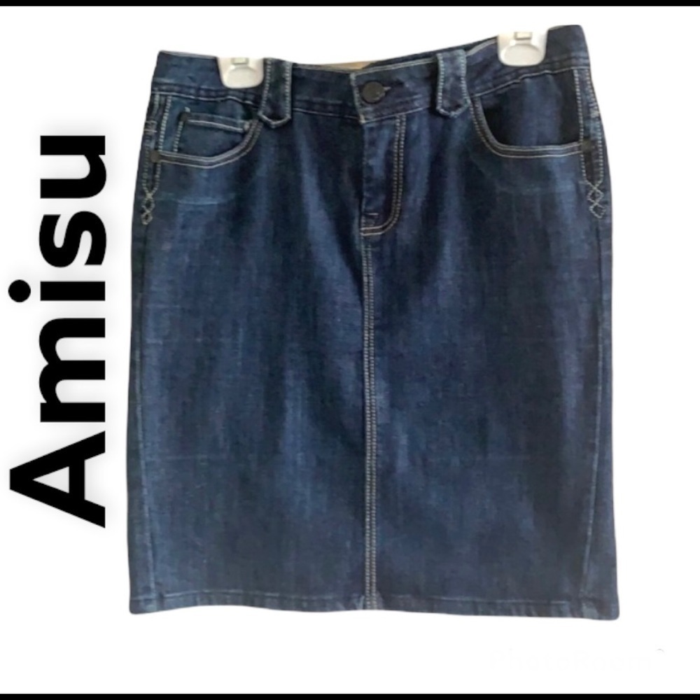 AMISU dark wash midi length Jean skirt size EU40